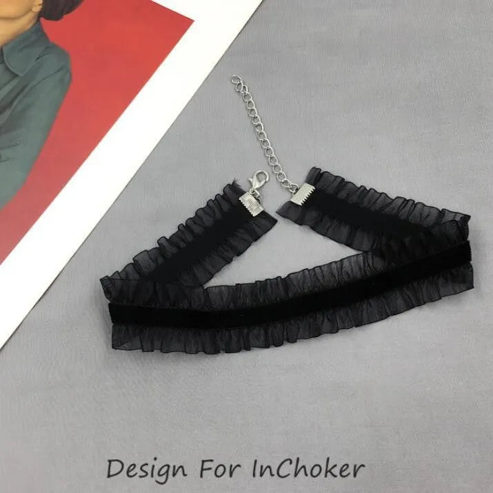 Velvet-ruffled clavicle necklace with floral pendant on adjustable snake bone chain