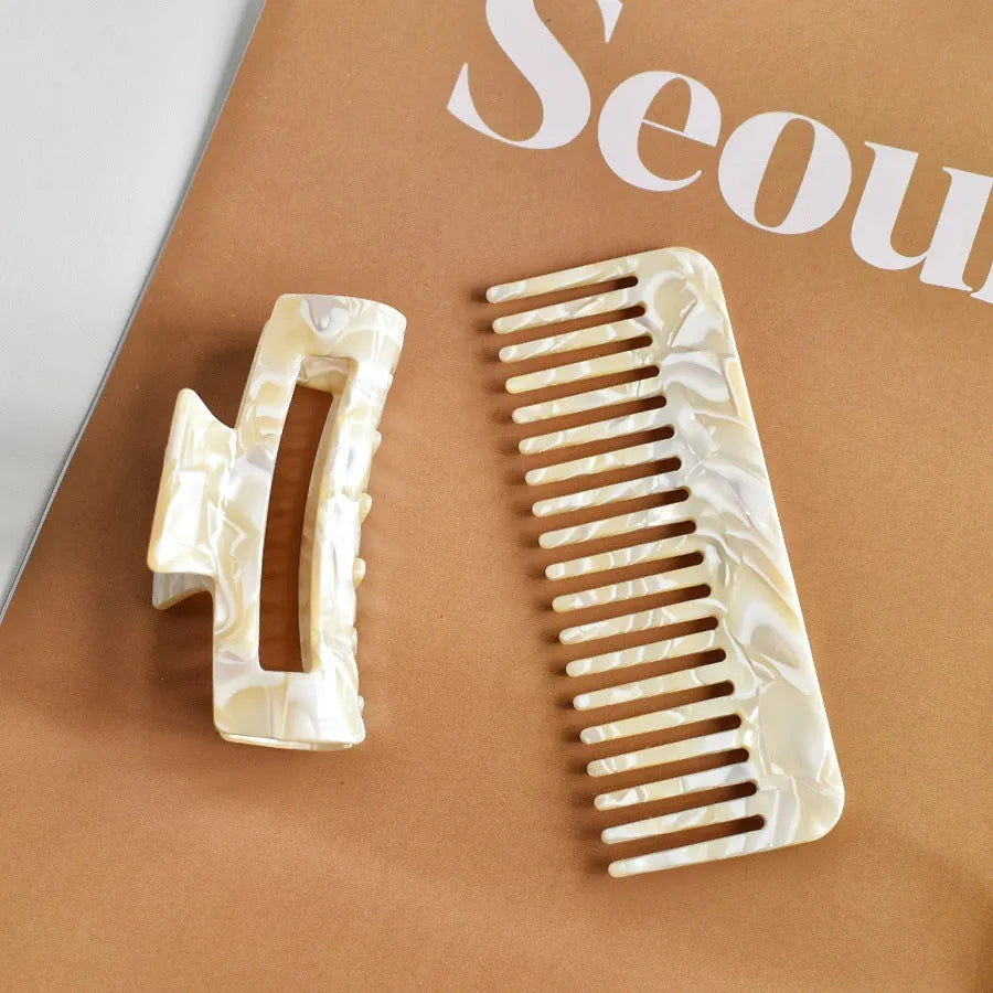 Acetic acid wide-tooth hair comb and hair clip set in geometric design with multiple colour options including beige grain and dark hawksbill