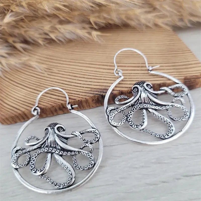 Vintage antique silver octopus earrings in zinc alloy with electroplated finish
