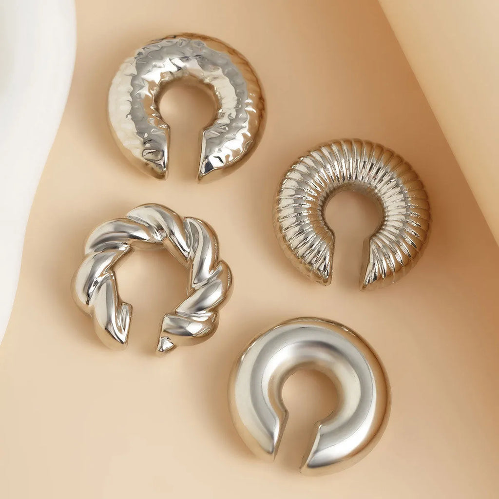 Geometric clip-on earrings set of 4 pieces in gold and silver CCB material