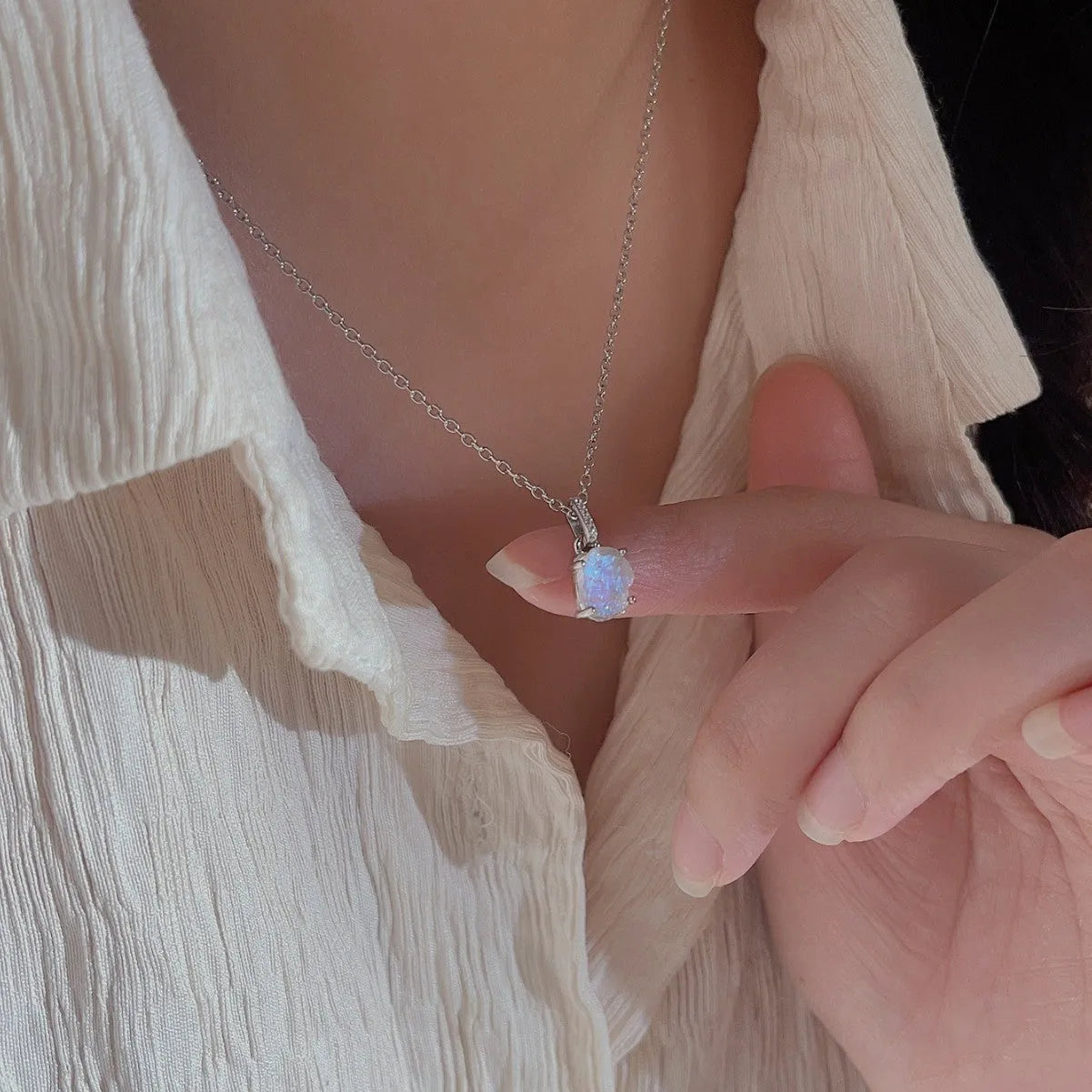 S925 sterling silver moonstone necklace with geometric crystal pendant on curb chain