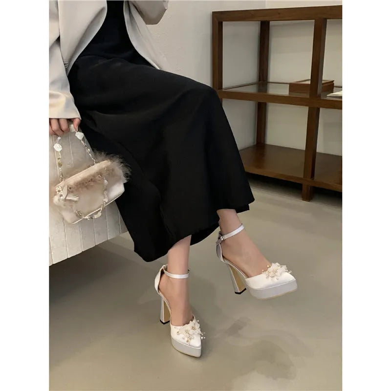 White microfiber platform high heels with oversleeves or shoe covers, mid heel 3-6cm, rubber sole, sizes 35-40