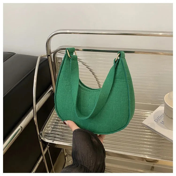 Casual felt shoulder handbag in Korean style, free size, available in multiple colours including orange red and khaki