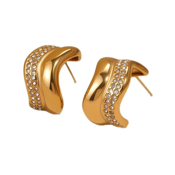 Geometric stainless steel stud earrings in triangle and curve shapes, electroplated 18K gold or steel colour