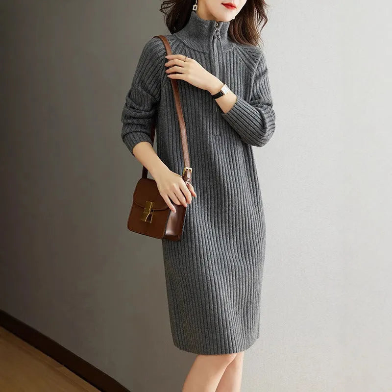 Woolen skirt with half zip closure and stand collar in casual midi length with loose fit