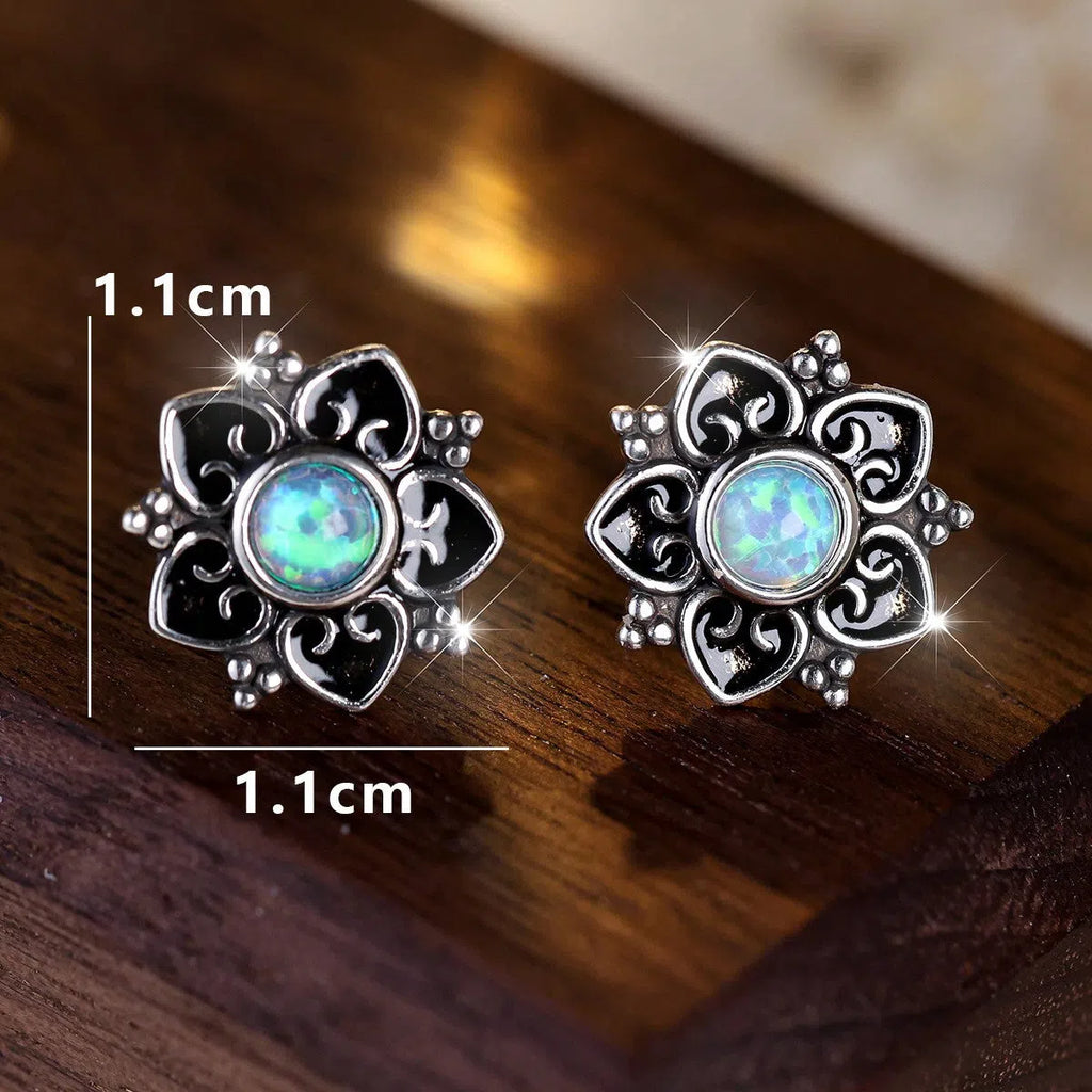 Bohemian casual flower stud earrings for women in rose zinc alloy, 1 pair