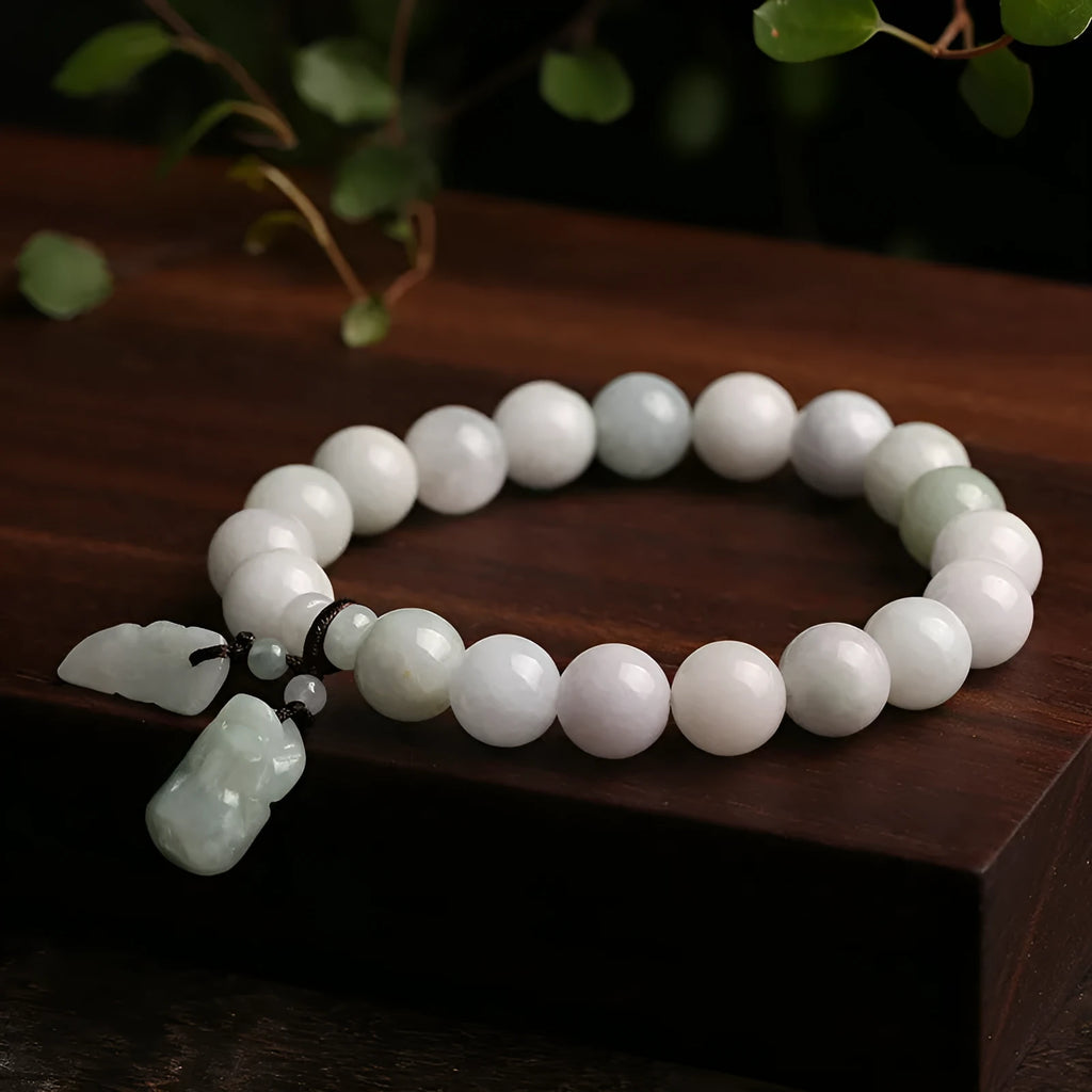 Natural emerald jade geometric pendant bracelet with hanging design