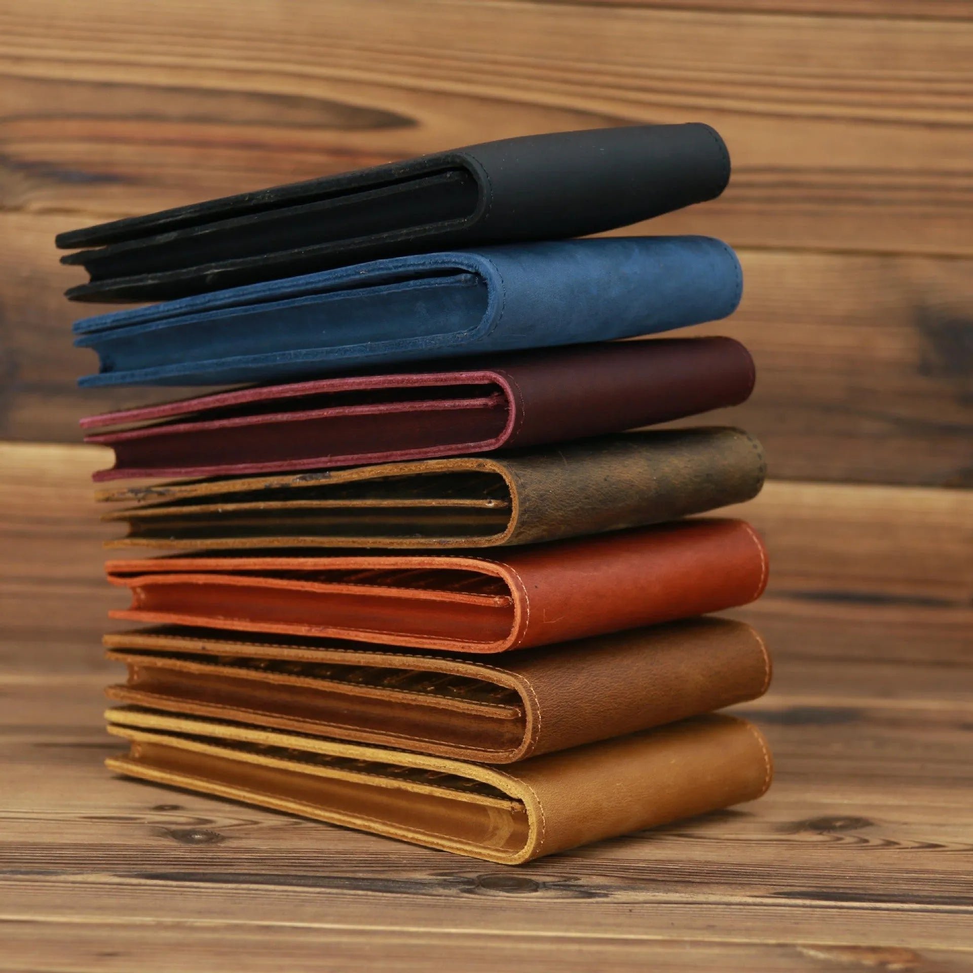 Men's slim leather card wallet in first-layer cowhide with 18 card slots, a money compartment, and a mobile phone slot.