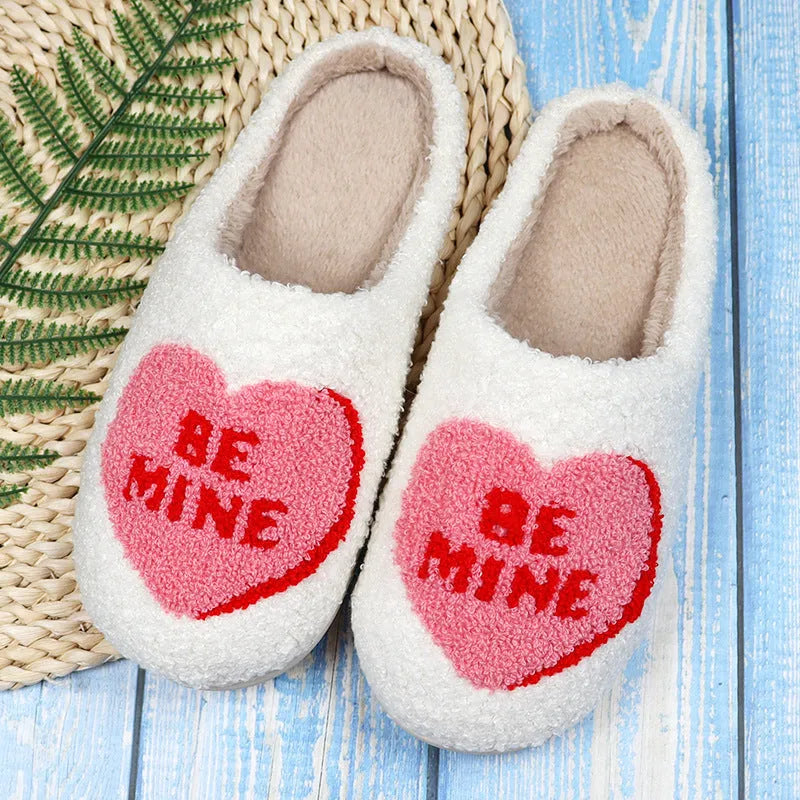White Valentine's love heart cotton slippers for women and men, indoor non-slip TPR sole, sizes 36-45