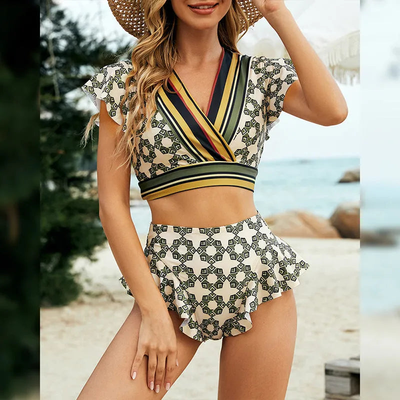 Green flounced backless lace-up V-neck split bikini swimsuit with separate top and bottom pieces