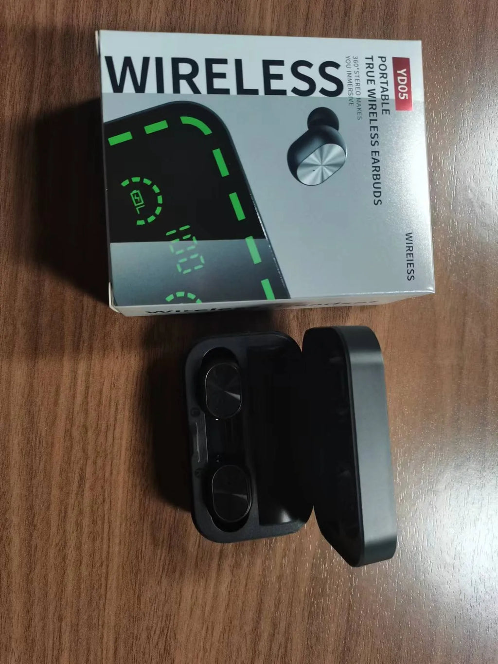 YD05 TWS Bluetooth headset mirror large screen digital display sports earbuds in black with charging compartment