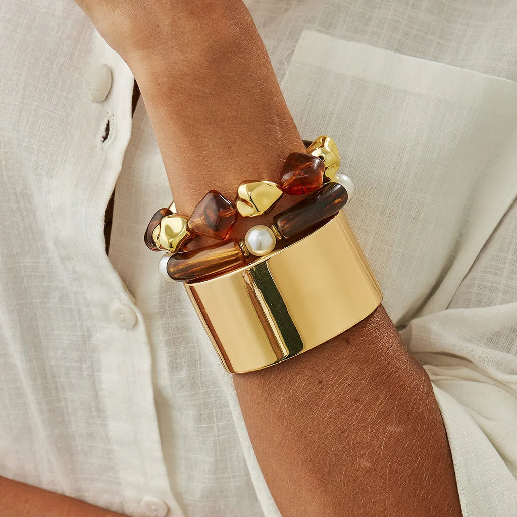 Vintage beaded amber blooming resin wide bracelet in retro style with electroplated alloy finish, gold colour