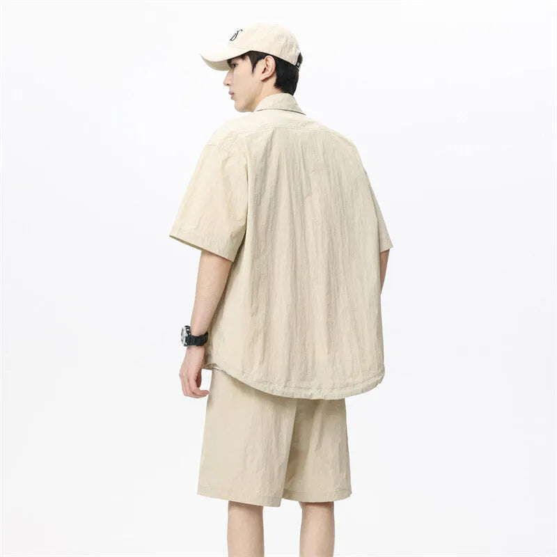 Men's loose casual two-piece set with shirt and shorts in hemp blend fabric