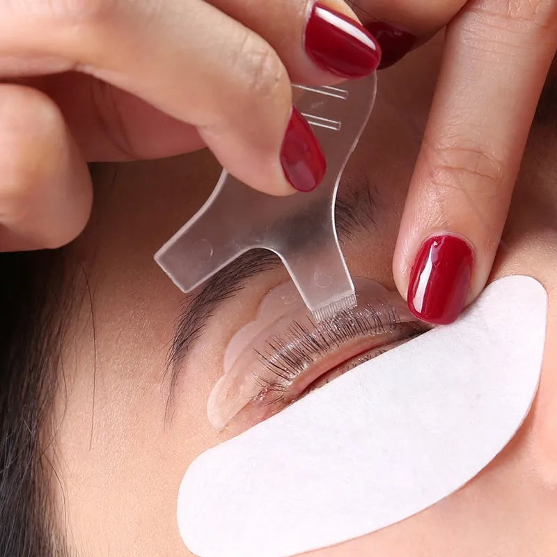 ICONSIGN lash lift kit with lotions, 5ml glue, silicone pads S M M1 M2 L, and Y-shape brushes