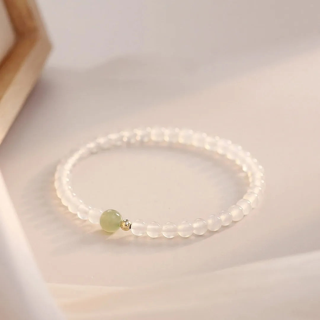 Handmade New Chinese style white agate beaded bracelet for women, 15 cm long.