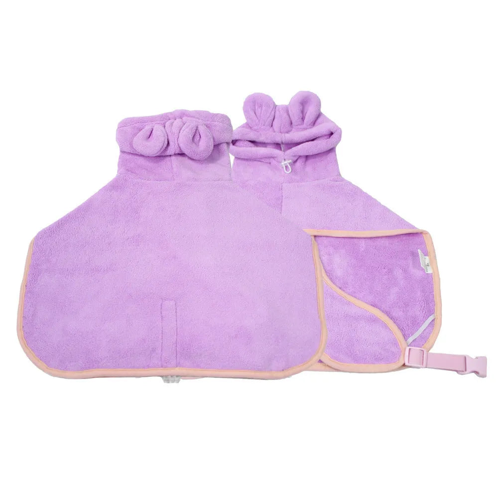 Super absorbent microfiber pet bathrobe for dogs with adjustable buckle and hood in light green