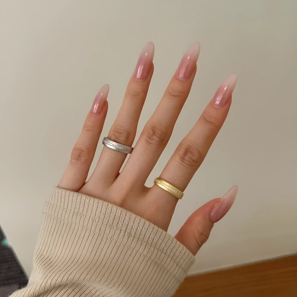 Sterling silver round geometry ring for women in gold or white gold colour, sizes 5 to 9