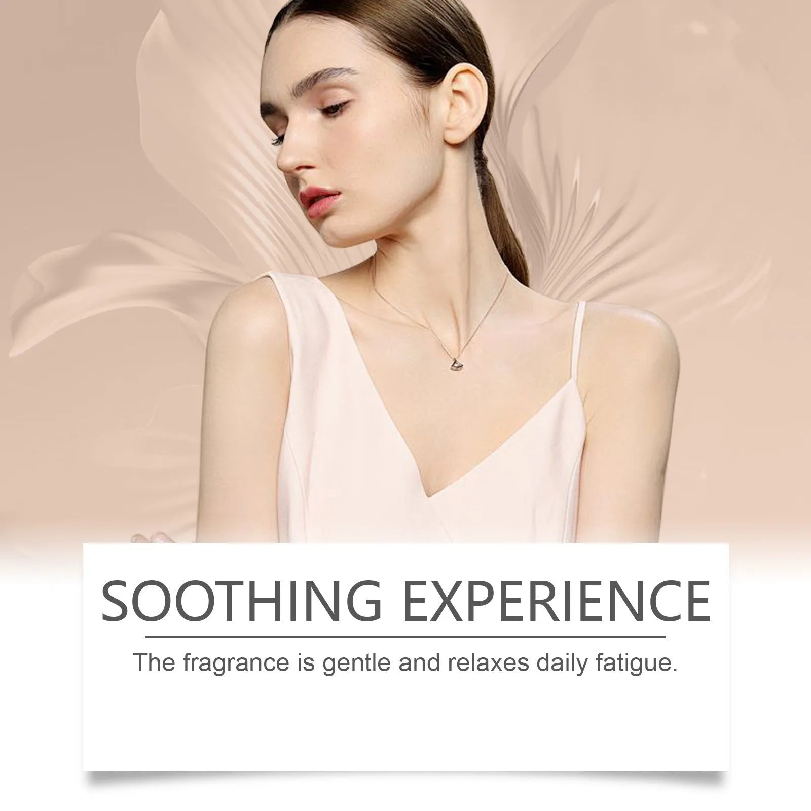 100 ml bottle of nourishing and firming body oil with hyaluronic acid and vitamin E.