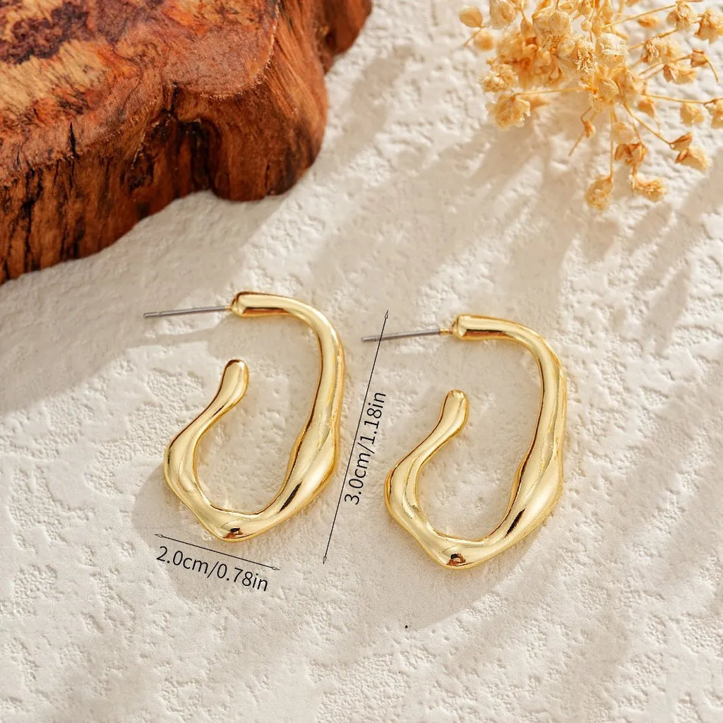 Irregular shaped minimalist gold earrings for women, lightweight hypoallergenic fashion earrings