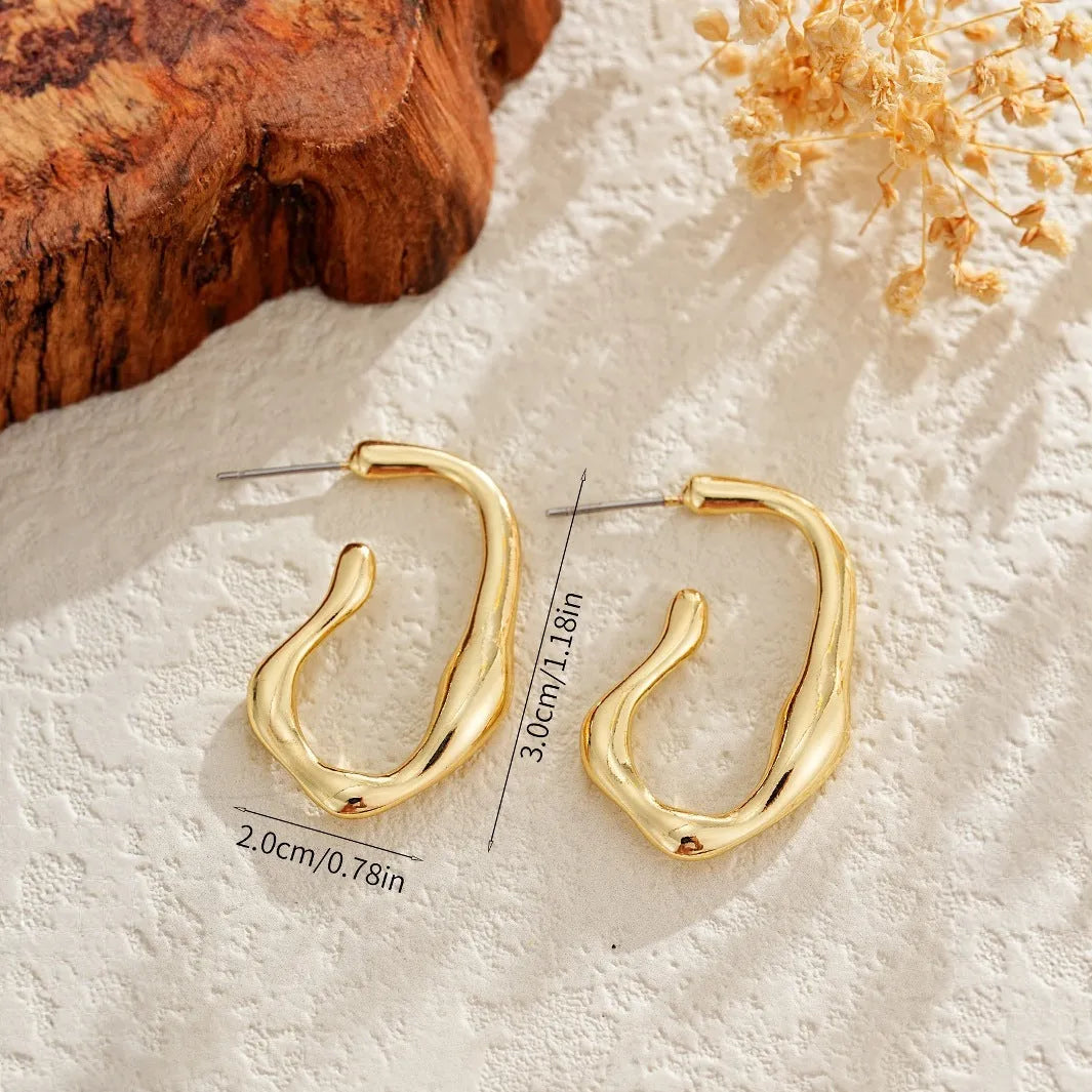 Irregular shaped minimalist gold earrings for women, lightweight hypoallergenic fashion earrings