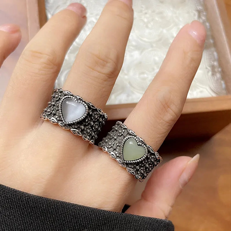 Adjustable opening retro moon heart ring in white copper plated silver