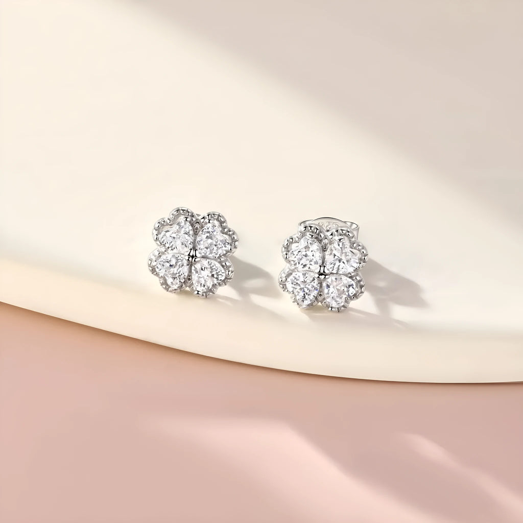 Zeng Yin women's 925 silver heart and four-leaf clover earrings with zircon stones in white gold colour.