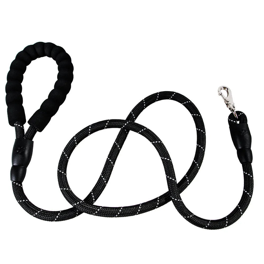 Black nylon double dog leash with two heads for walking two pets