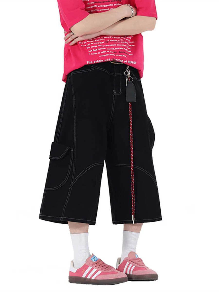 Retro multi-pocket denim workwear shorts in wide-leg cropped style