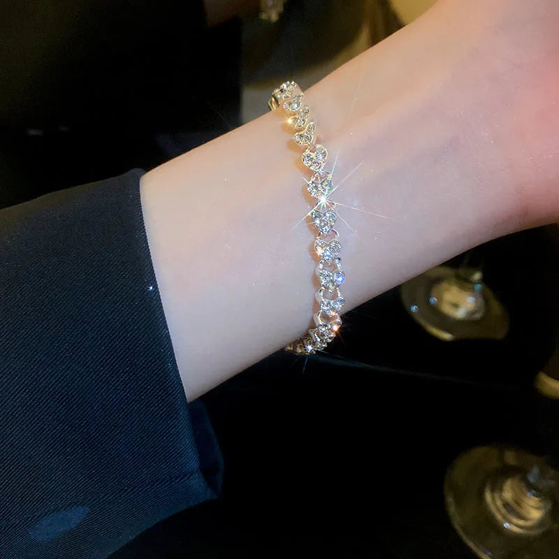 Love Personalized Bracelet for Women Silver Heart Shape Fashion inlaid Zircon Travel Commemoration Gift Metal Women's Bracelet