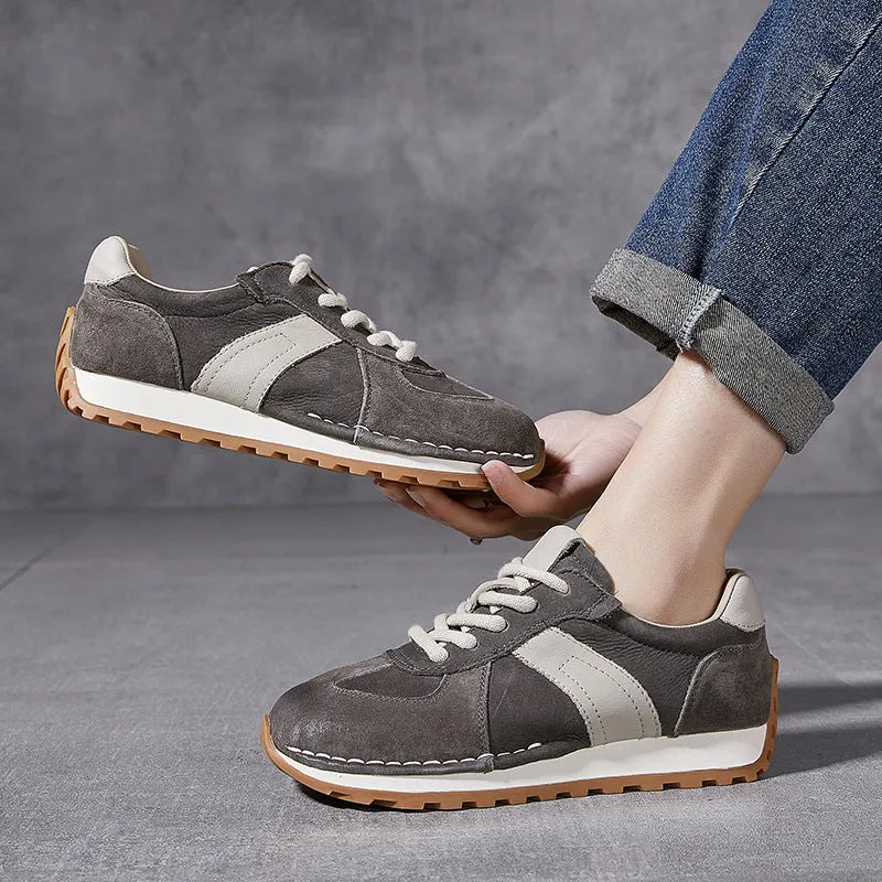 Classic retro casual sneaker in brown genuine cowhide leather with white non-slip rubber sole and low top design