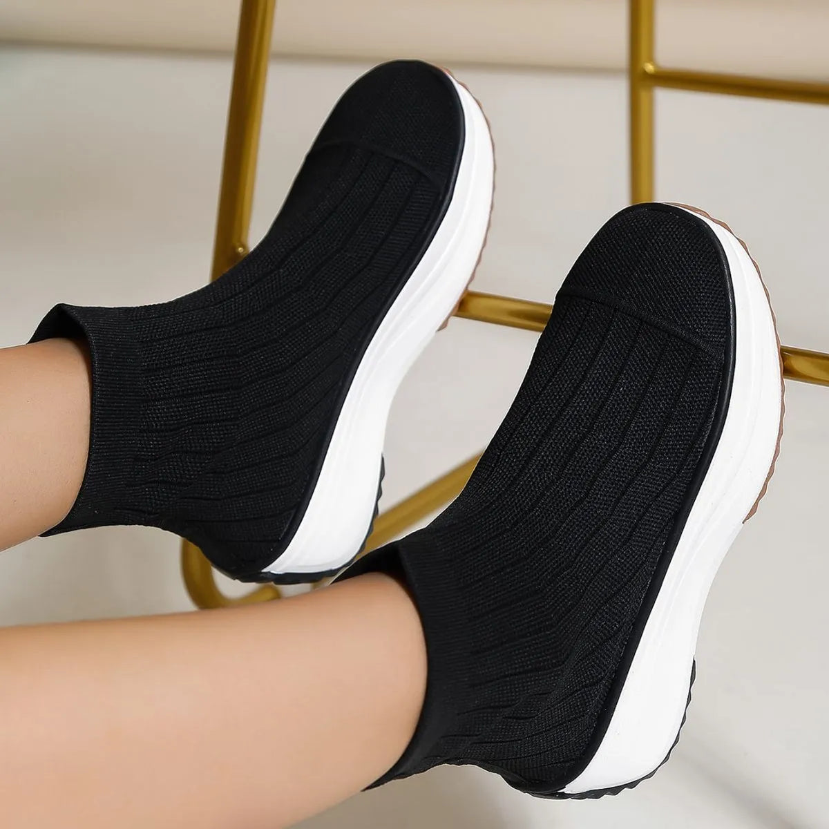 Women's knitted ankle boots in pink with thick sponge sole and flat heel, available in sizes 36-42