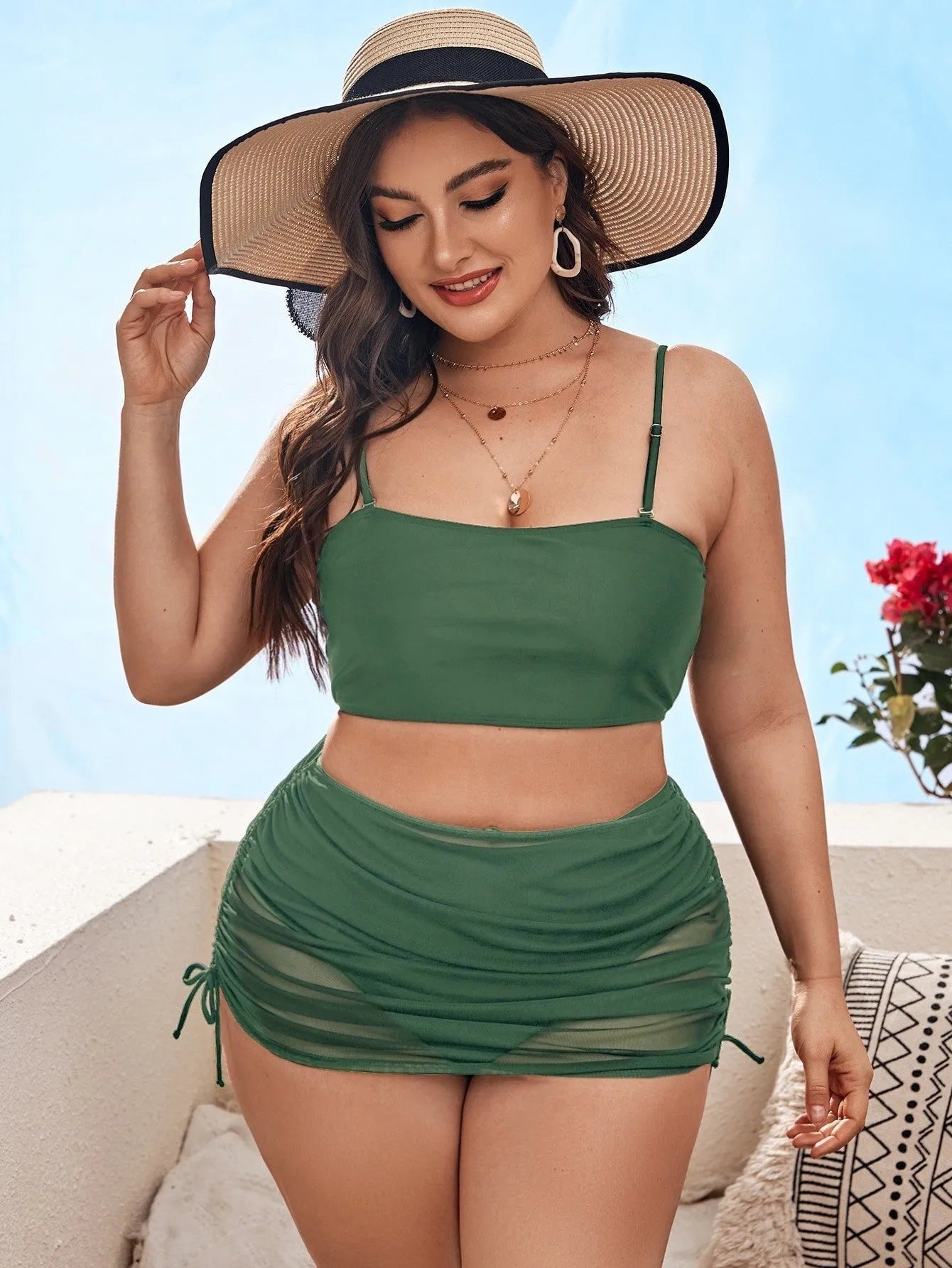 Women's mesh bikini three-piece set in solid colour with top, underwear, and apron