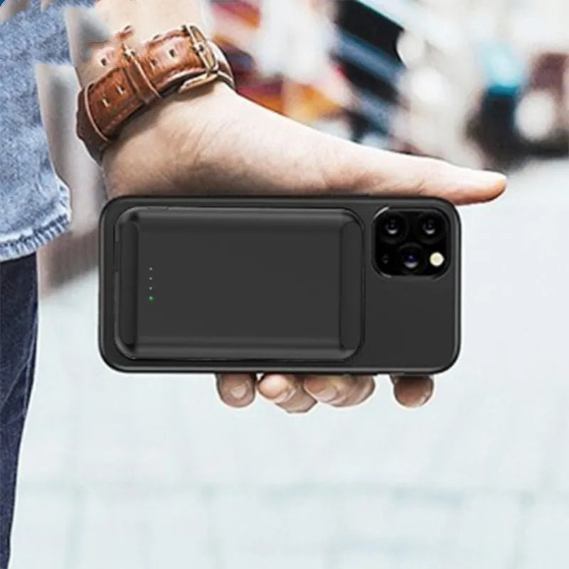 Magnetic wireless power bank showing five colour options: black, blue, green, pink, and white