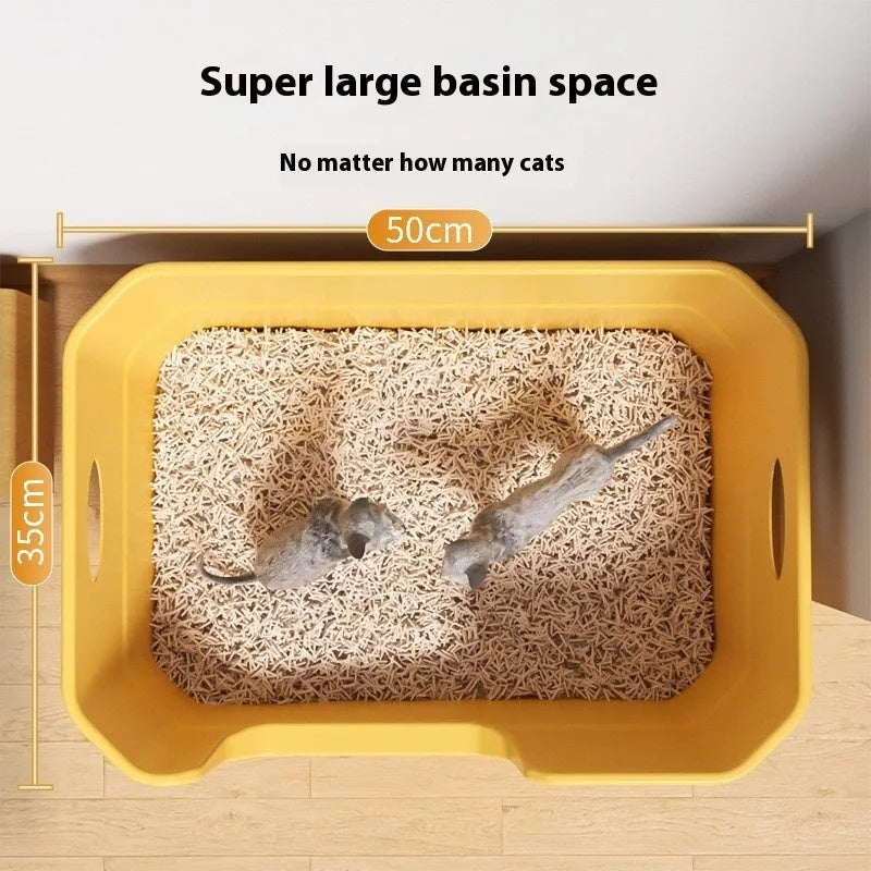 Oversized splash-proof cat litter box in multiple colours with extra large litter scoop