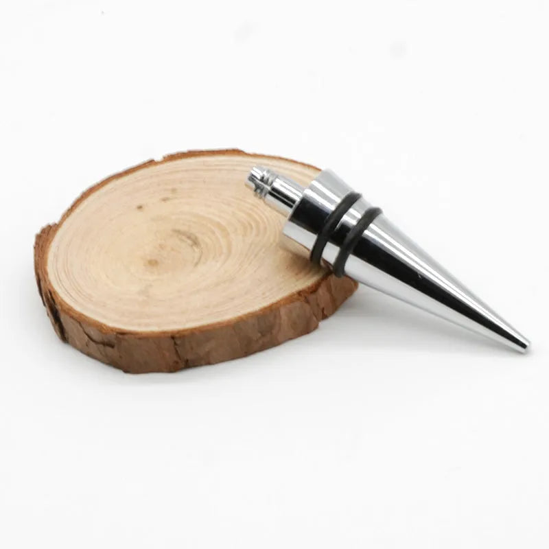 Silver zinc alloy threaded wine stopper with silicone seal for M8 or M10 bottle necks