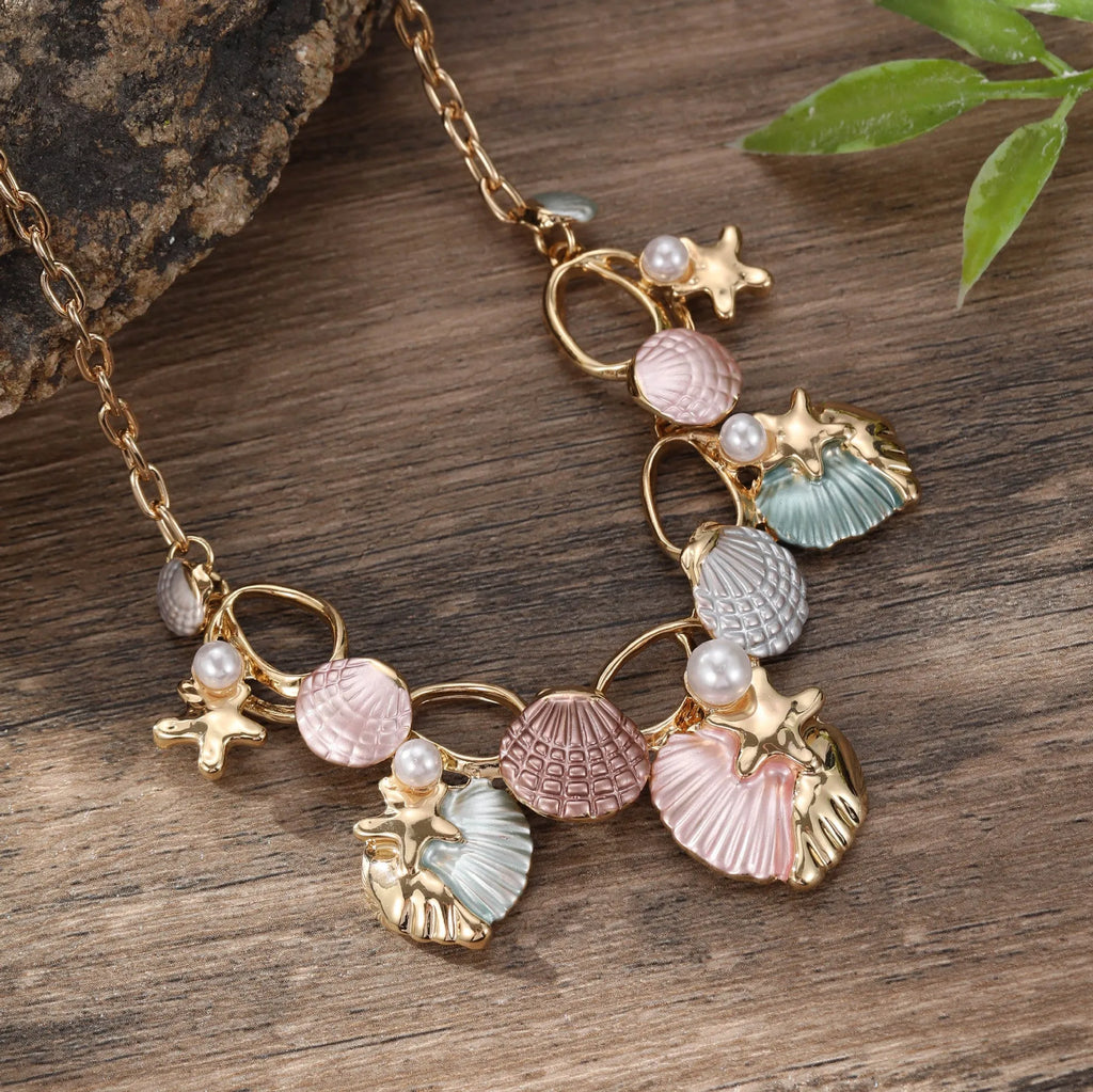 Blue shell starfish necklace with zinc alloy pendant on regular chain, 427cm circumference
