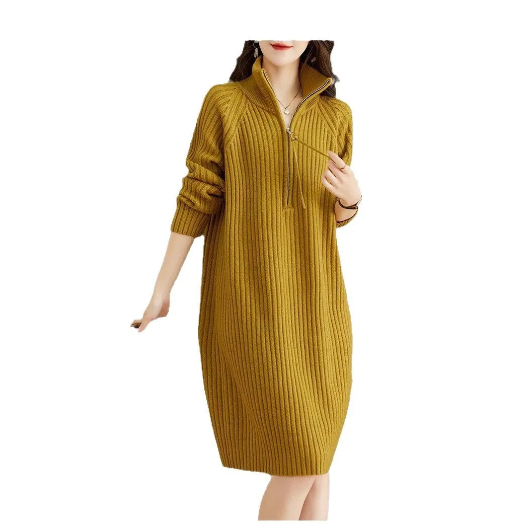 Woolen skirt with half zip closure and stand collar in casual midi length with loose fit