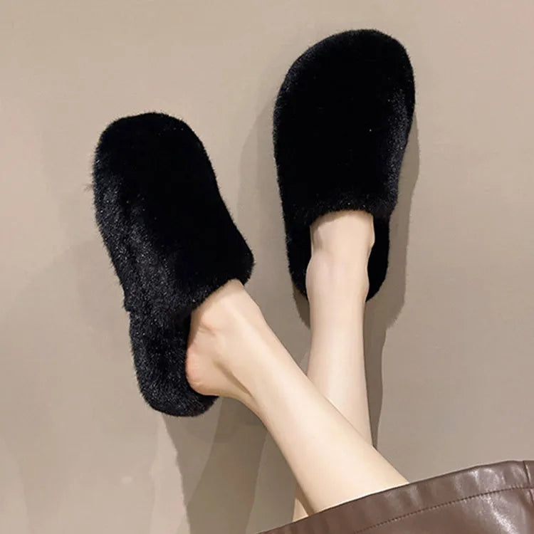 Women's open toe winter slippers with plush upper and 3cm rubber sole in beige