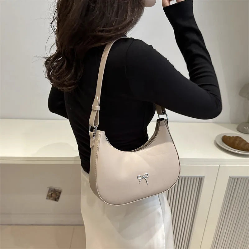 Women's dumpling-shaped shoulder baguette handbag with underarm small bag in PU leather