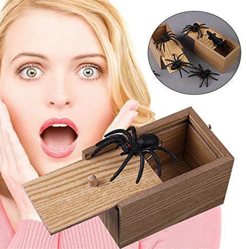 Wooden prank box with jumping scorpion, gecko or mouse for April Fools jokes