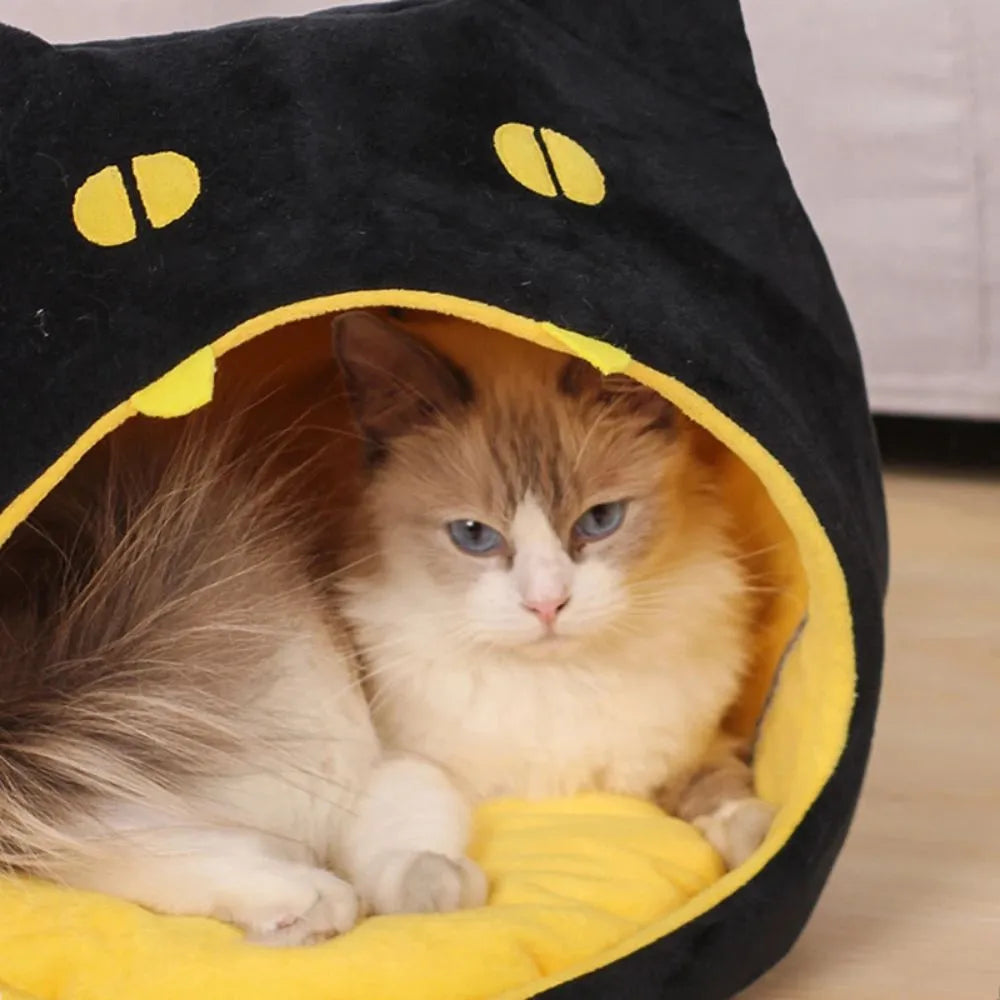 Grey cat shape pet bed with enclosed design and soft plush material