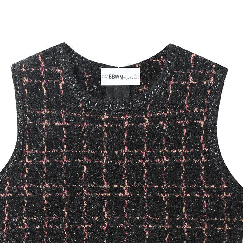 Women's slim-fit texture knitted mini dress with asymmetric hem, pleated hooded design, striped plaid pattern, in picture colour