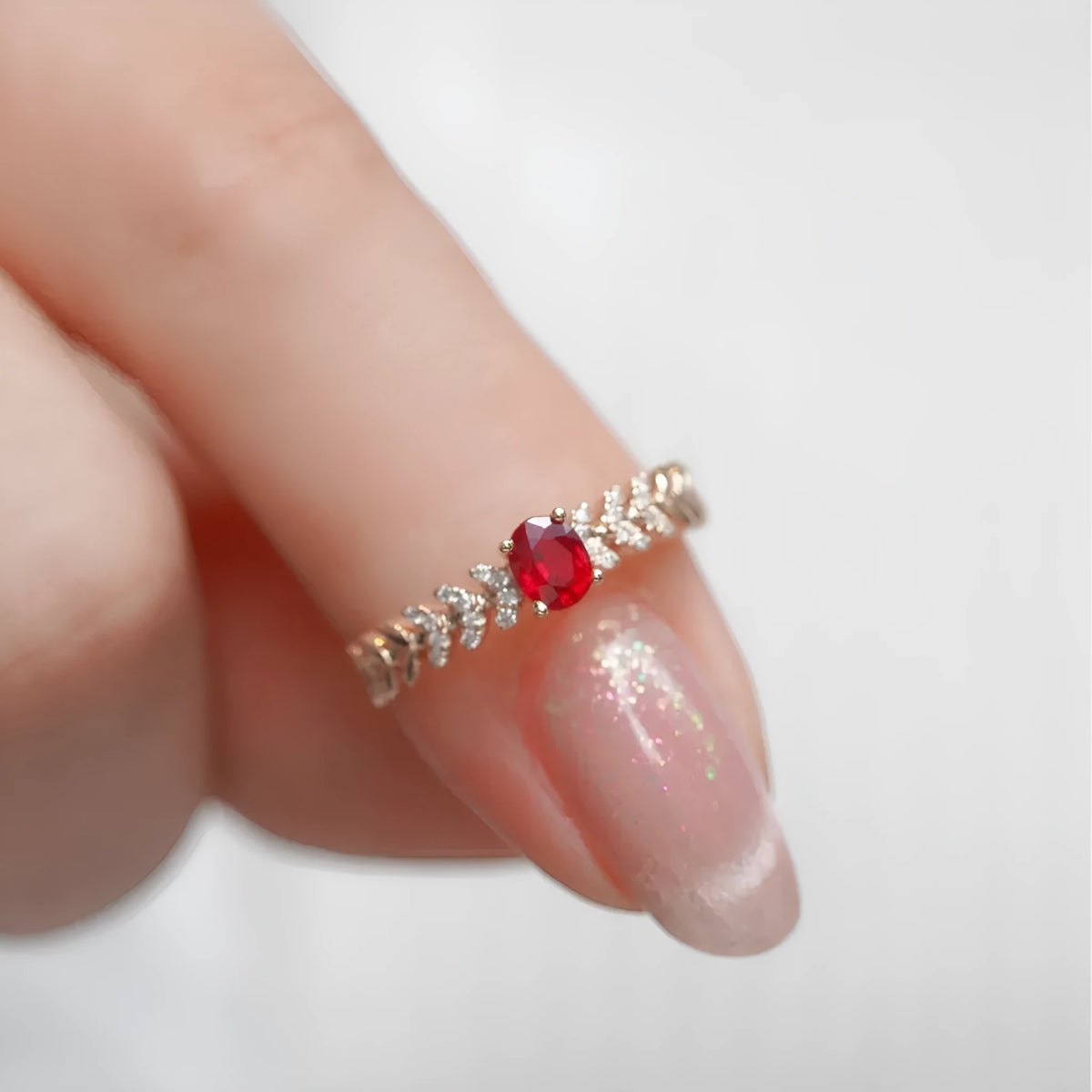 S925 sterling silver leaf ring for women in yellow gold, US sizes 6 to 10