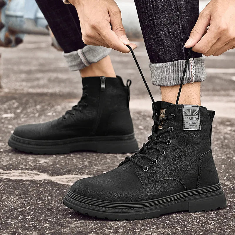 Men's genuine cowhide leather casual business shoes in black with sewing line detail and rubber sole