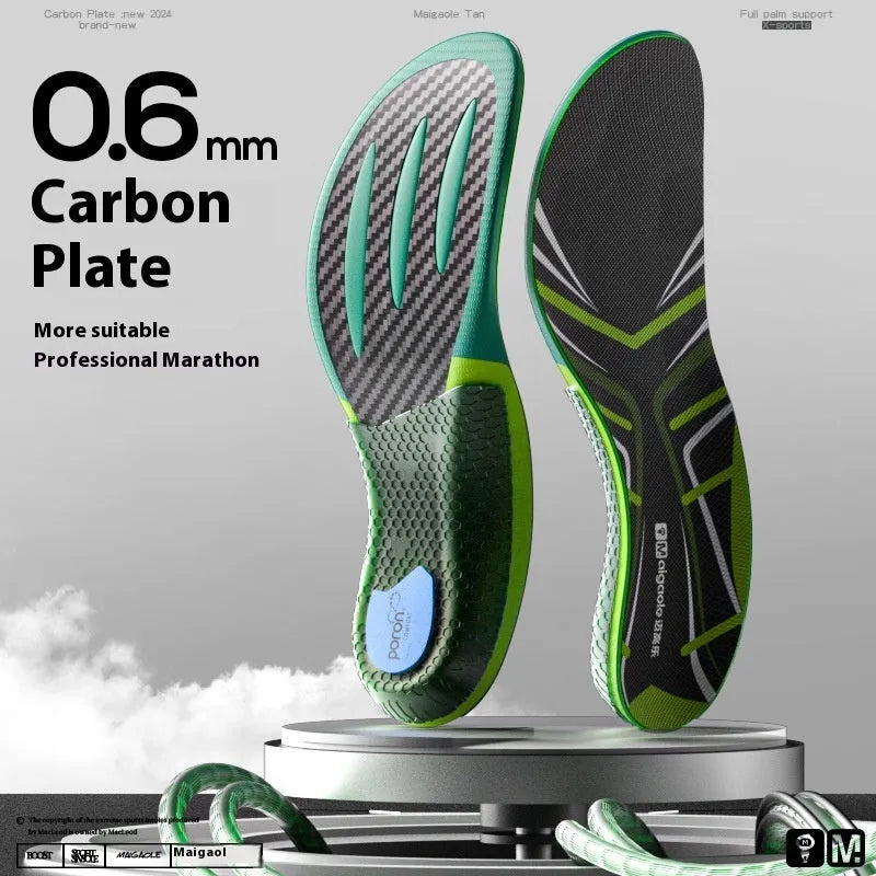 Special insole for marathon racing with carbon plate in red and green colour options