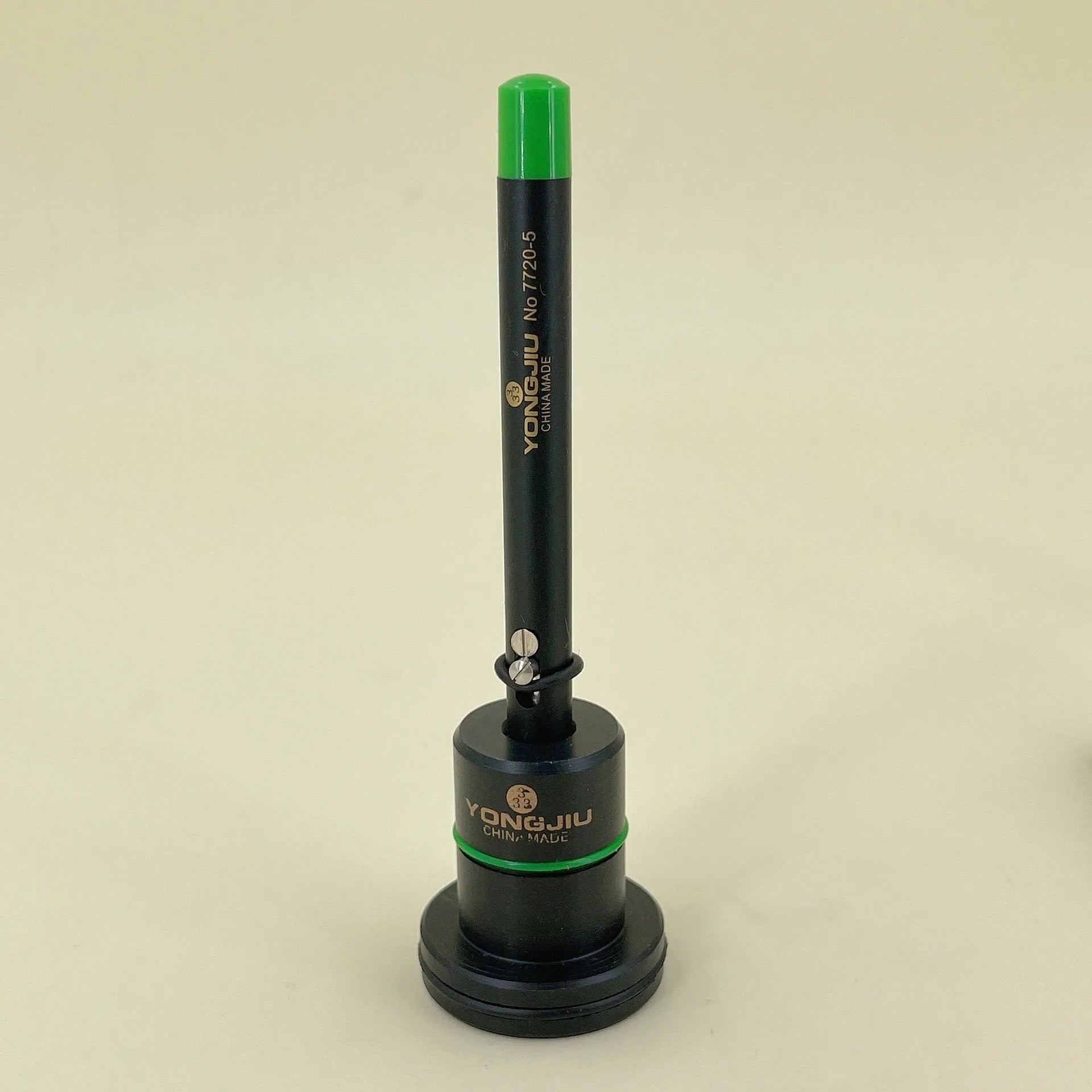Watch repair oiling pen with precision tip for mechanical watch component lubrication