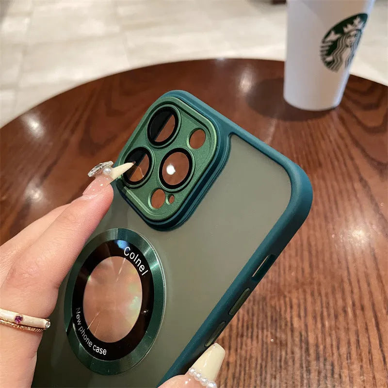 Transparent iPhone 15 phone case with magnetic skin feature and anti-fingerprint finish