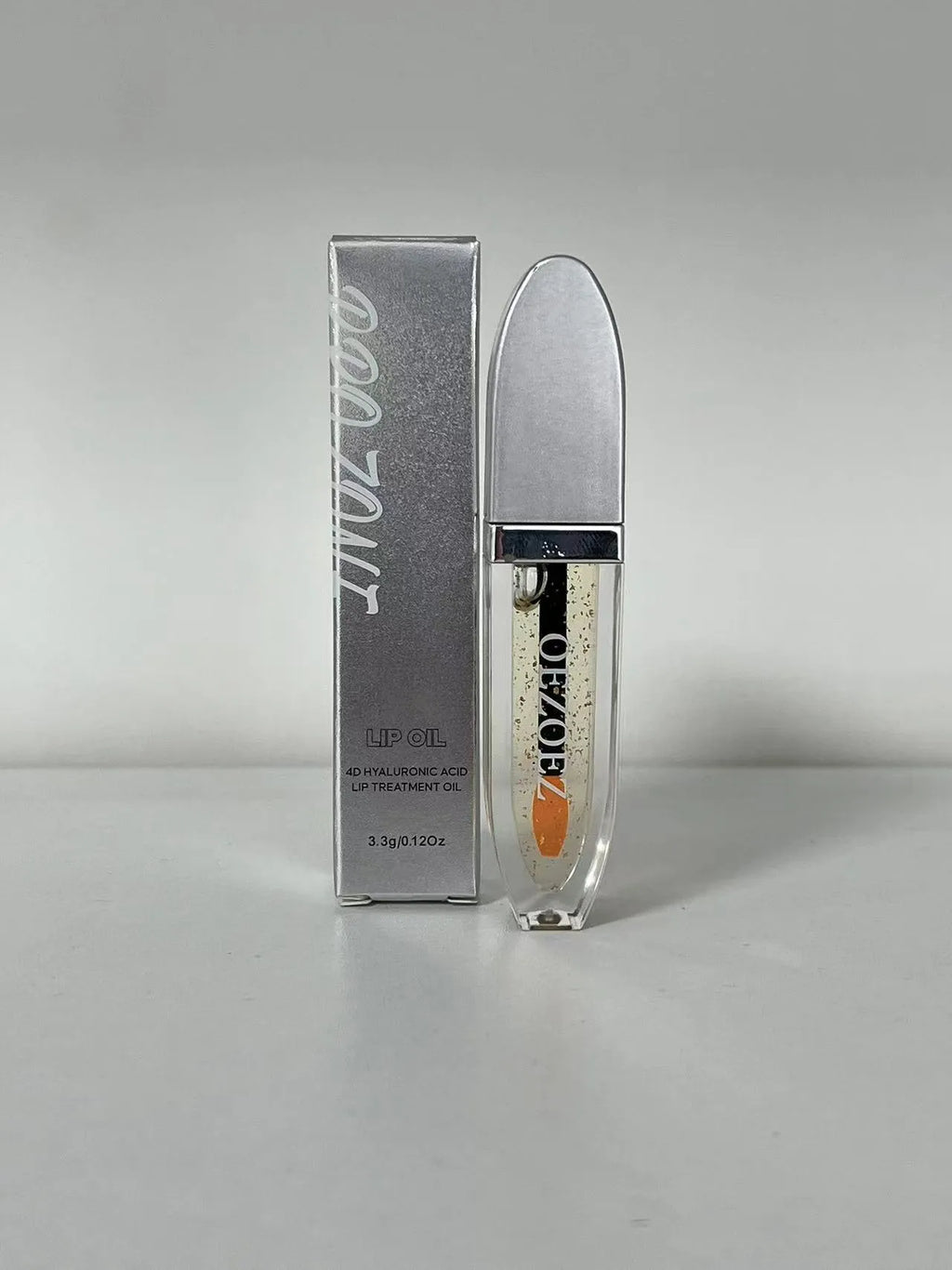 Colour changing lip gloss 3.3g in Z0032-003 and Z0032-004 shades with moisturising lip oil formula