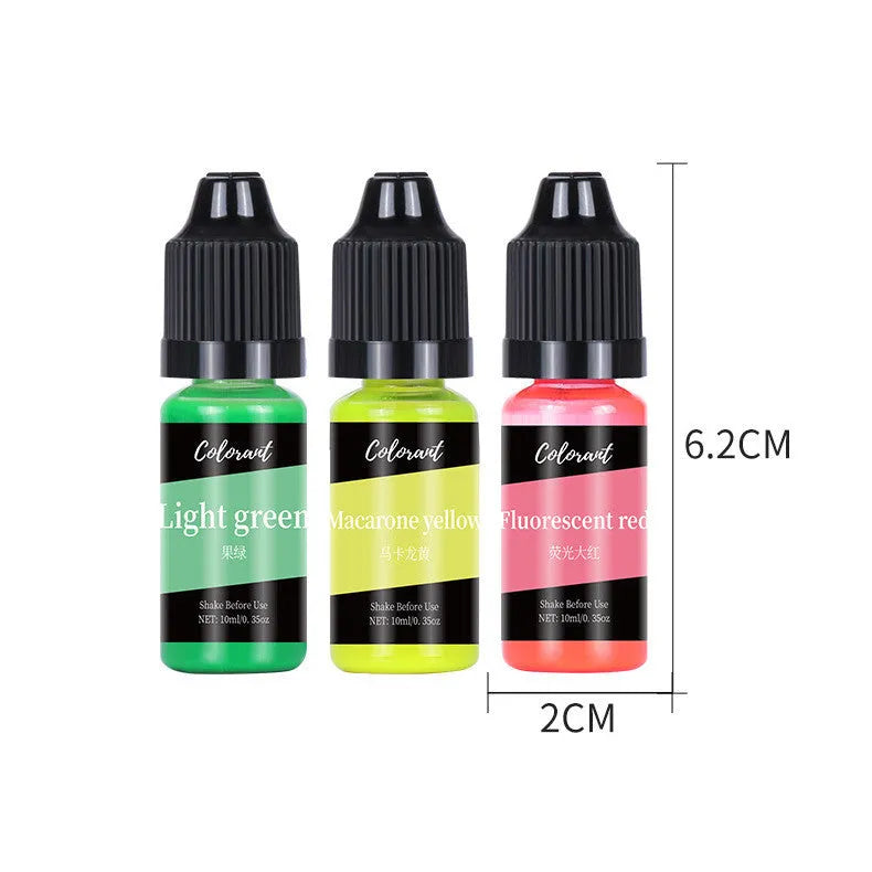 30 colour DIY candle and soap dye concentrate set in 10ml bottles with needle-tip application