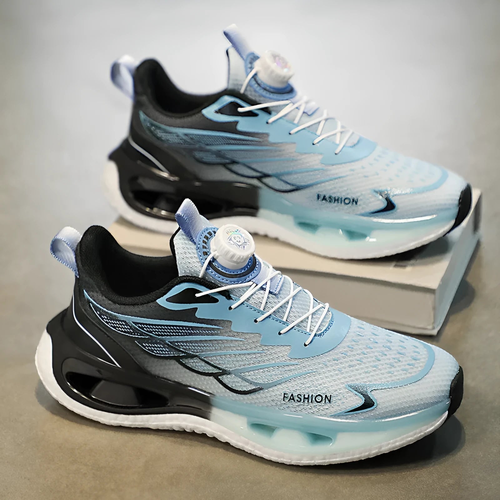 Men's low-top rotating button sneaker in light blue mesh with white rubber MD TPU sole